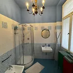 Casa Tommasini 招待所 3*